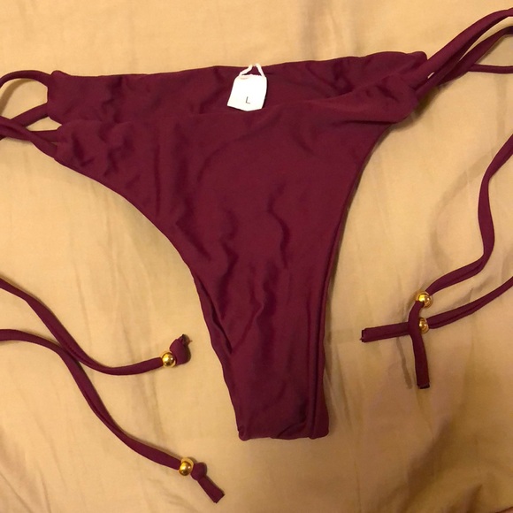 2 Piece 👙 - Picture 4 of 4